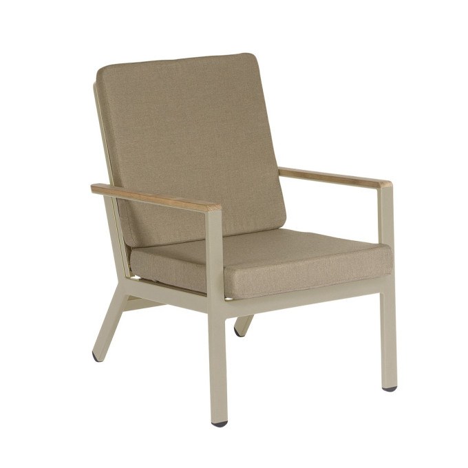 Barlow Tyrie Aura Lounge Chair