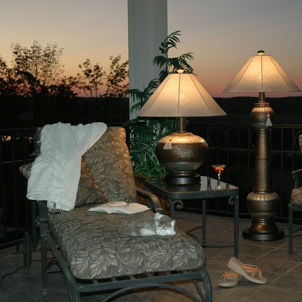 Outdoor Table Lamp Frontera